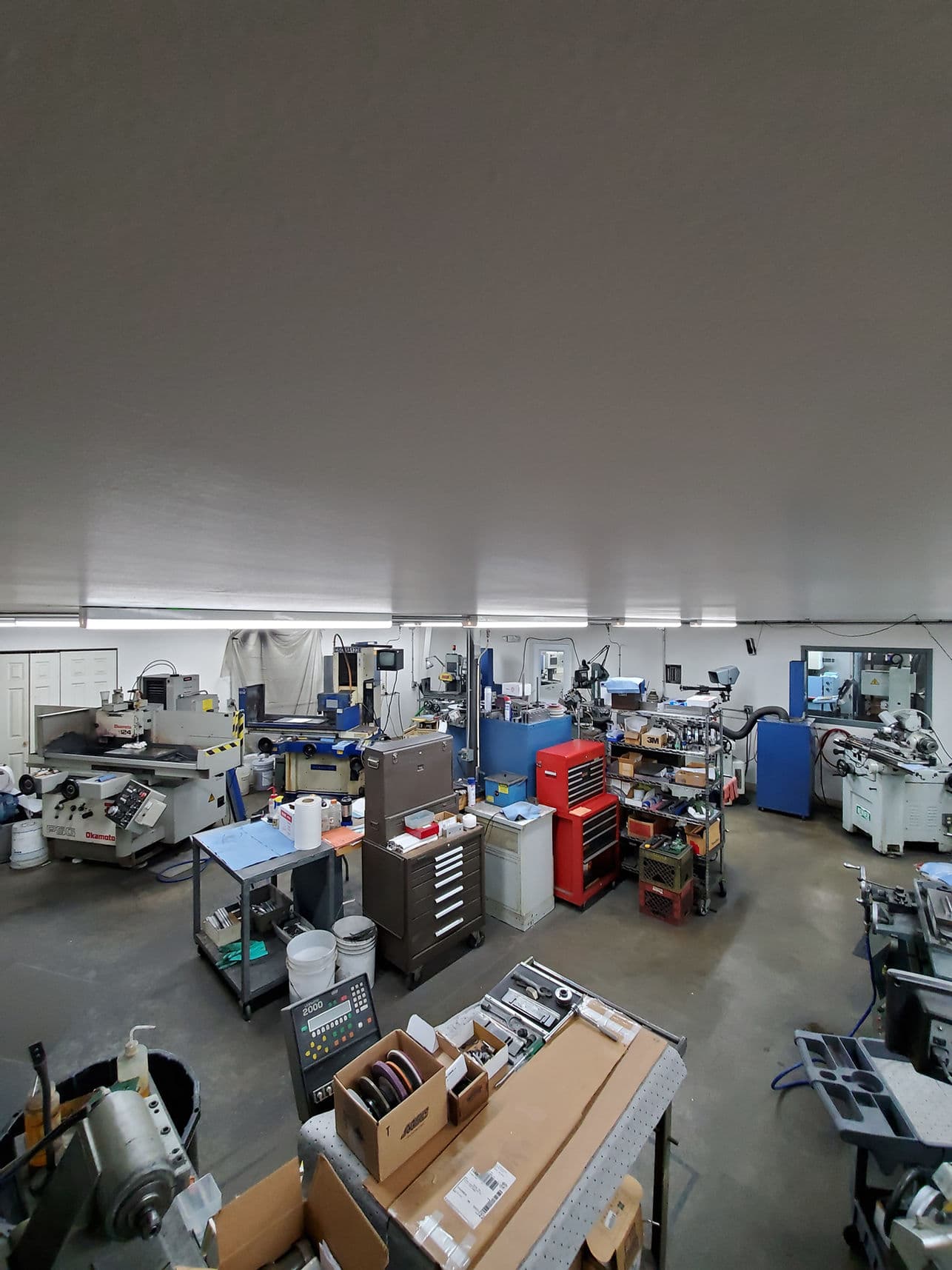 Midwest Machine & Tool factory - Grinding