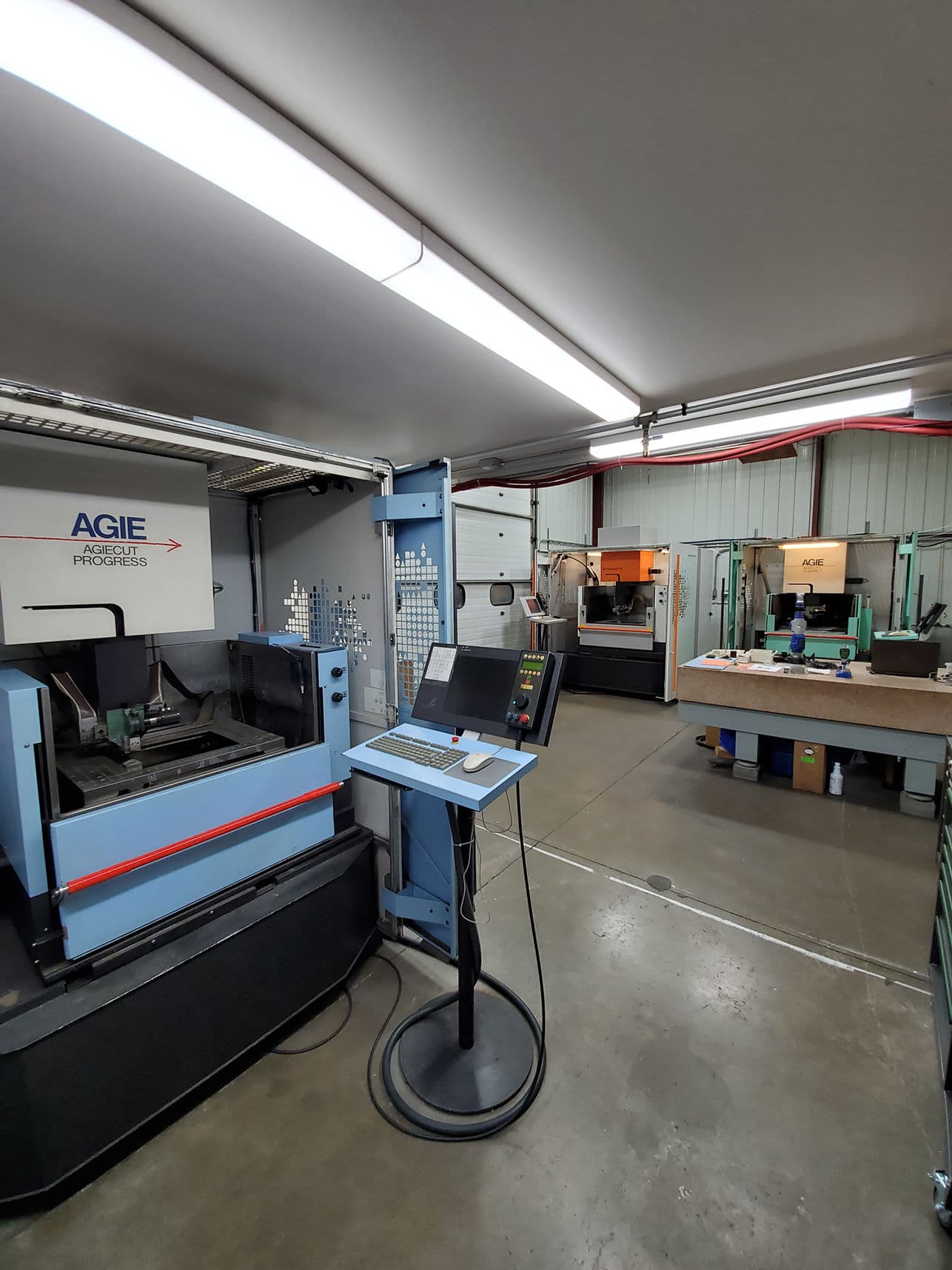Midwest Machine & Tool factory - Plunge and Wire