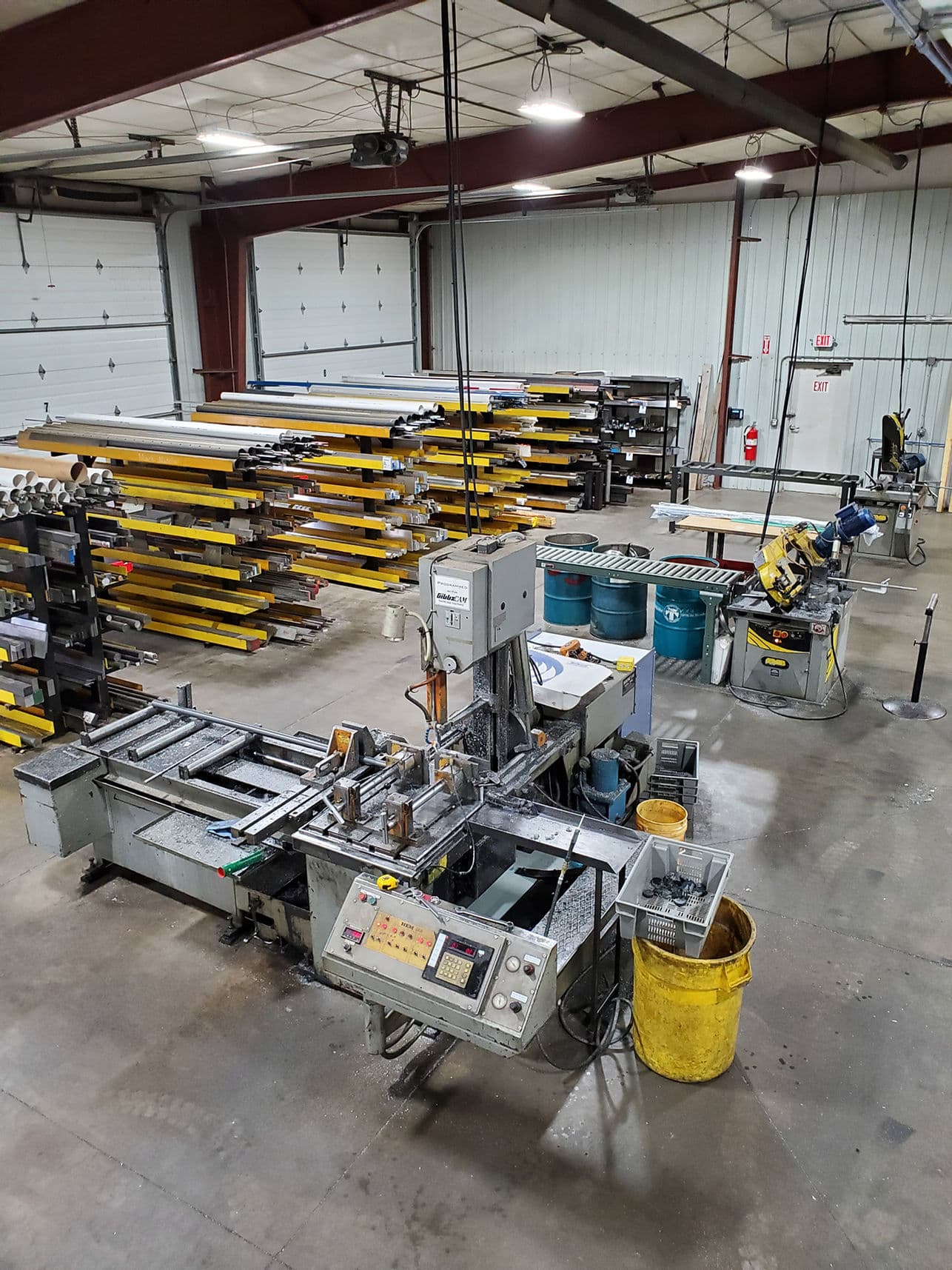 Midwest Machine & Tool factory - Saws